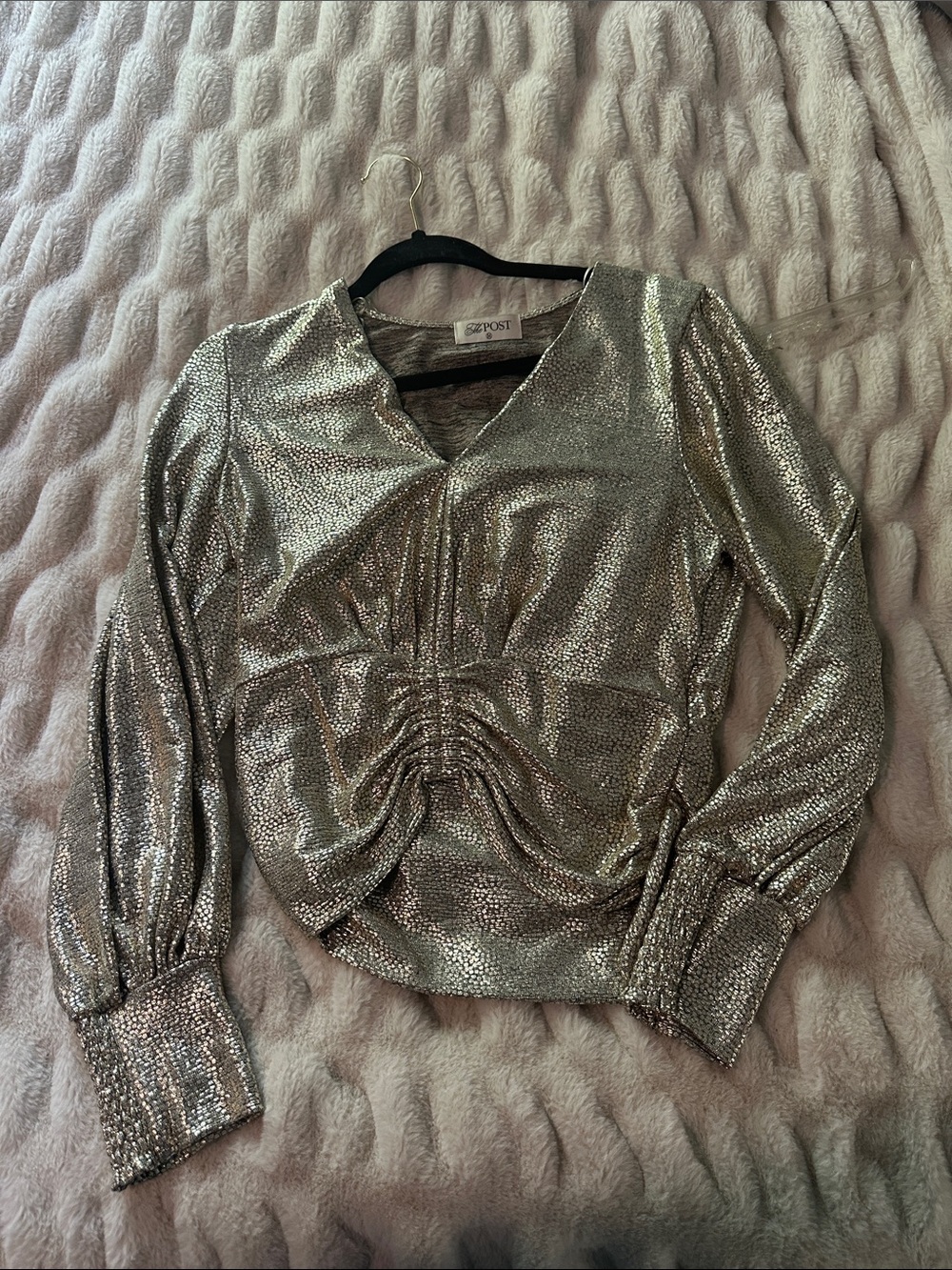 Metallic Silver Gold Ruched Long-Sleeve V-Neck Top Blouse Medium